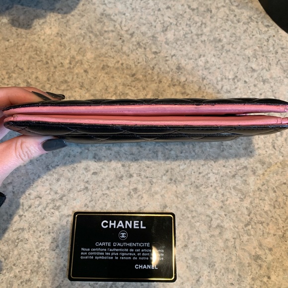 SOLD Authentic Chanel quilted black wallet - Picture 4 of 10